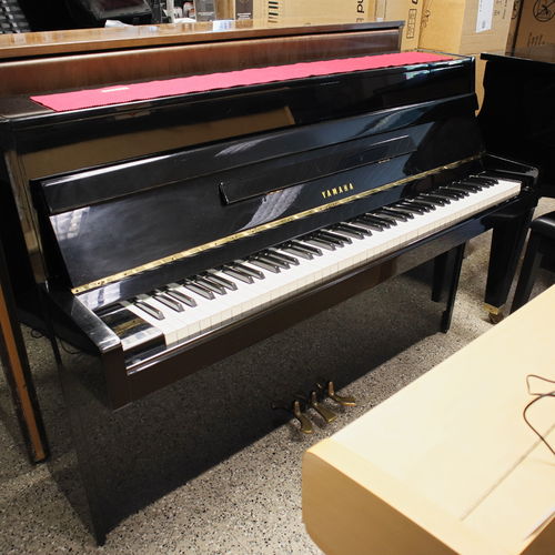Yamaha M-100 Käytetty piano